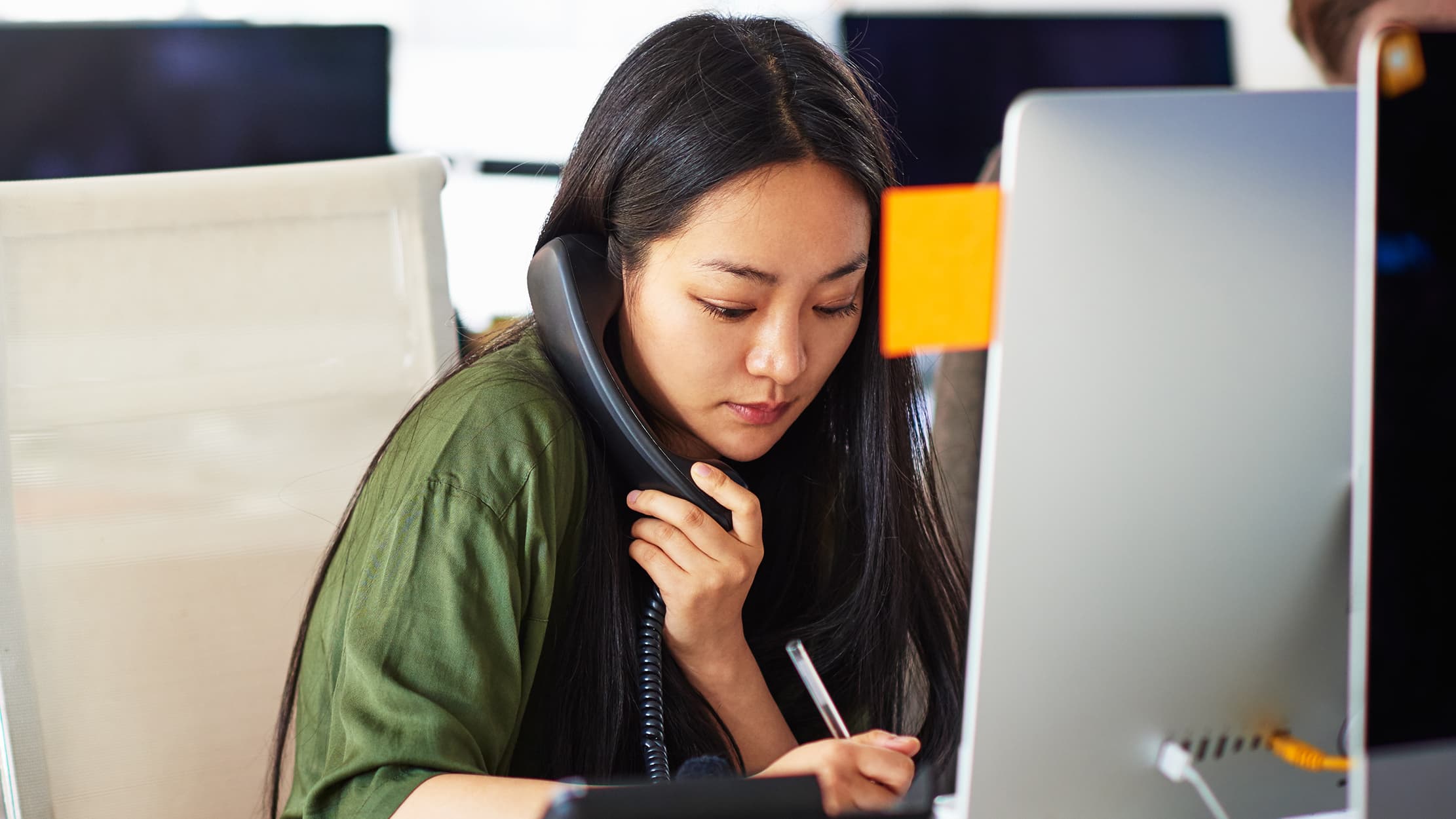 7 Tips Menjaga Kesehatan Otak saat Sibuk Kerja